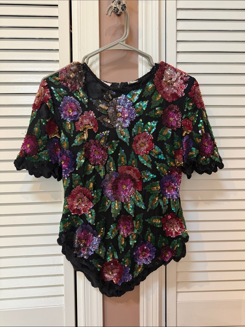 Vintage Sequin Floral Black Short-Sleeve Top